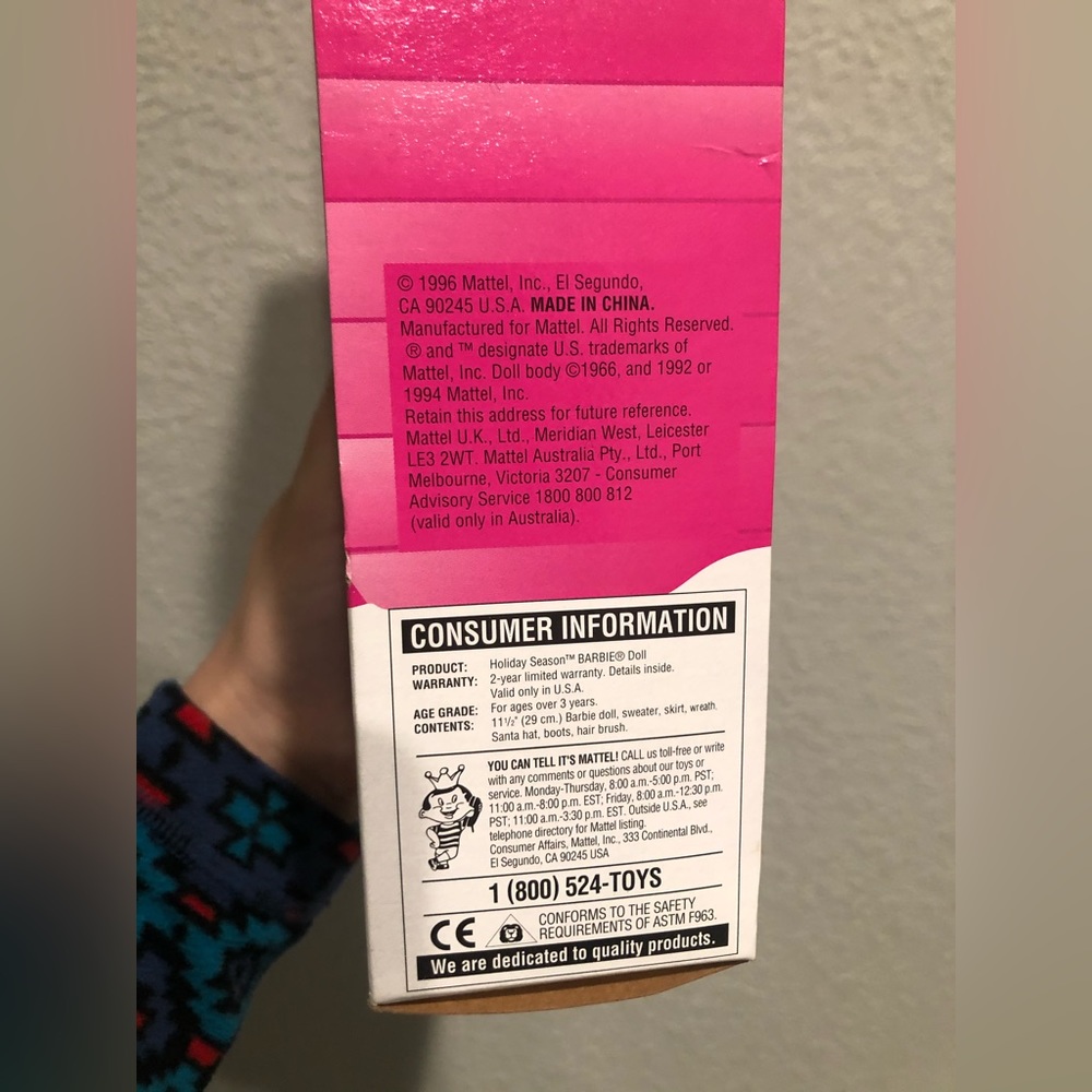 Barbie Holiday Season - NEW IN BOX - Picture 6 of 6